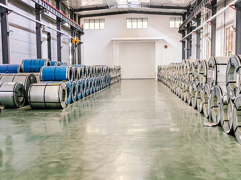 Kagamitan sa halaman